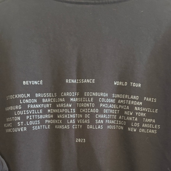 NWOT Beyoncé Renaissance World Tour Sweatshirt - Picture 5 of 7